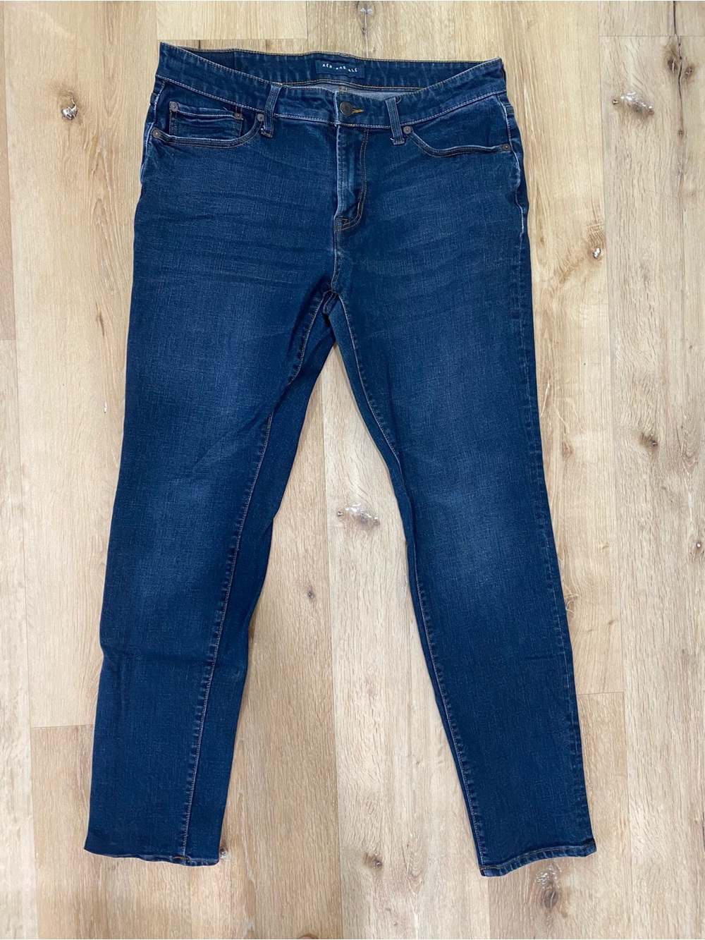 Aeropostale Dark Blue Denim Skinny Jeans 33/32 Aero